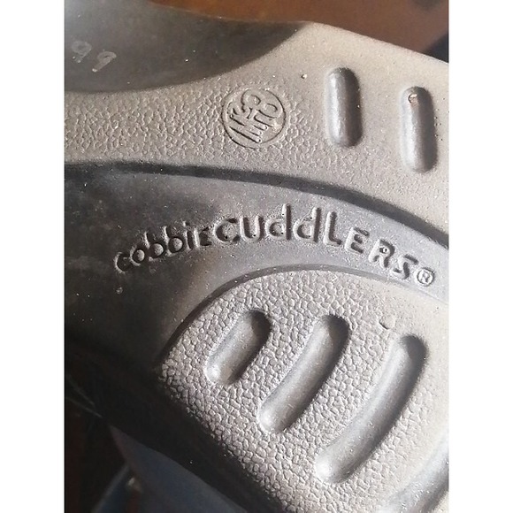 Cobbie Cuddlers Pumps Womens Black 8.5 Wide Slingback Leather Shoe Hook Loop - Picture 9 of 11